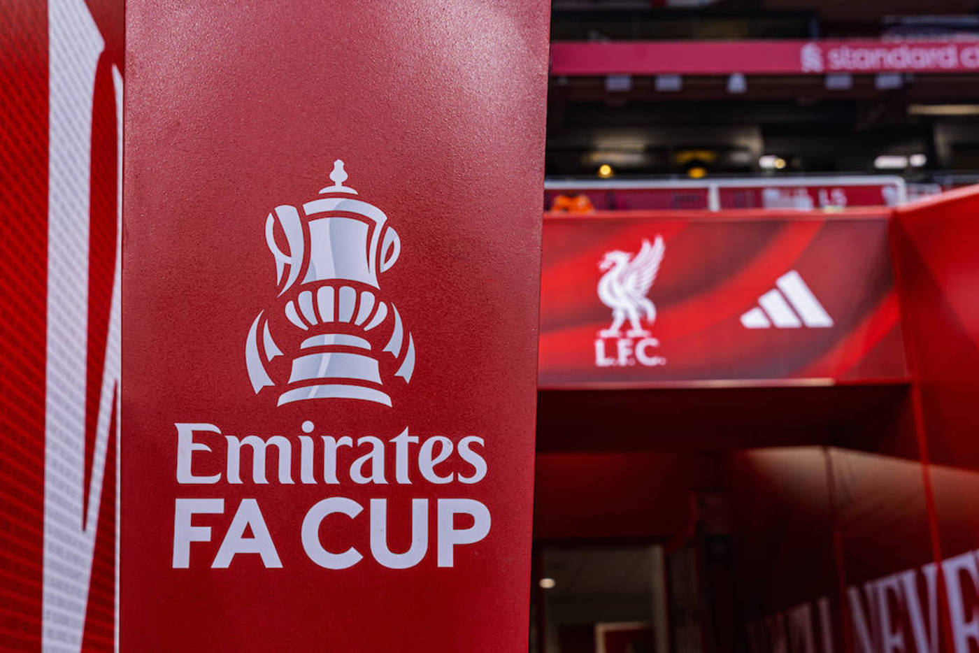 Kvällens lag: Chiesa och Jones startar!